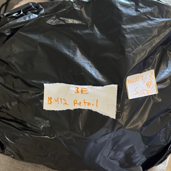 FREE PEOPLE MYSTERY BUNDLE SMALL - Picture 1 of 2